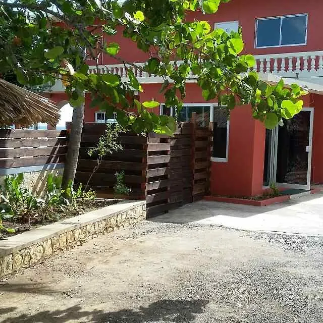 Guest house South Sea View, South Coast Hotel Black River