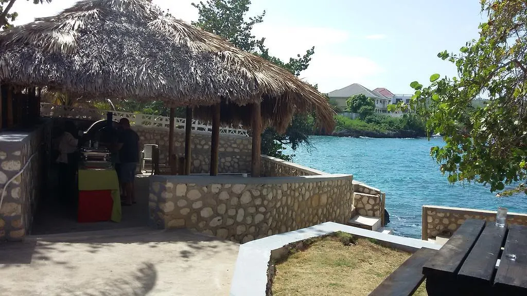 South Sea View, South Coast Hotel Black River