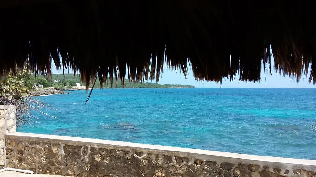 South Sea View, South Coast Hotel Black River